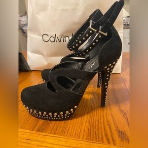 Shoedazzle “sparkle” studded heels